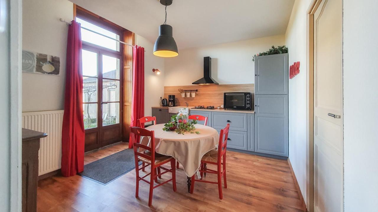 Le Jardin Des Lys Bed and Breakfast Gemmelaincourt Εξωτερικό φωτογραφία